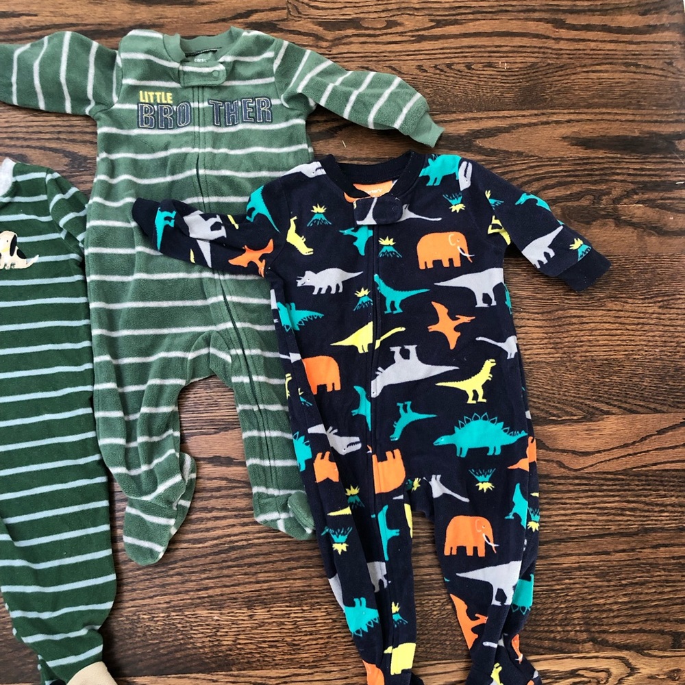 Carters Fleece PJs - Picture 3 of 3